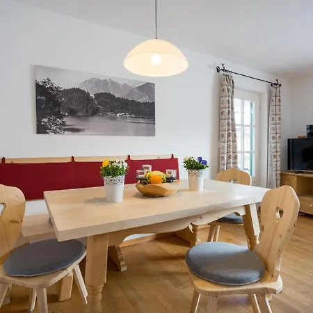 Ferienwohnungen Alpentraum - Haus Karin-3